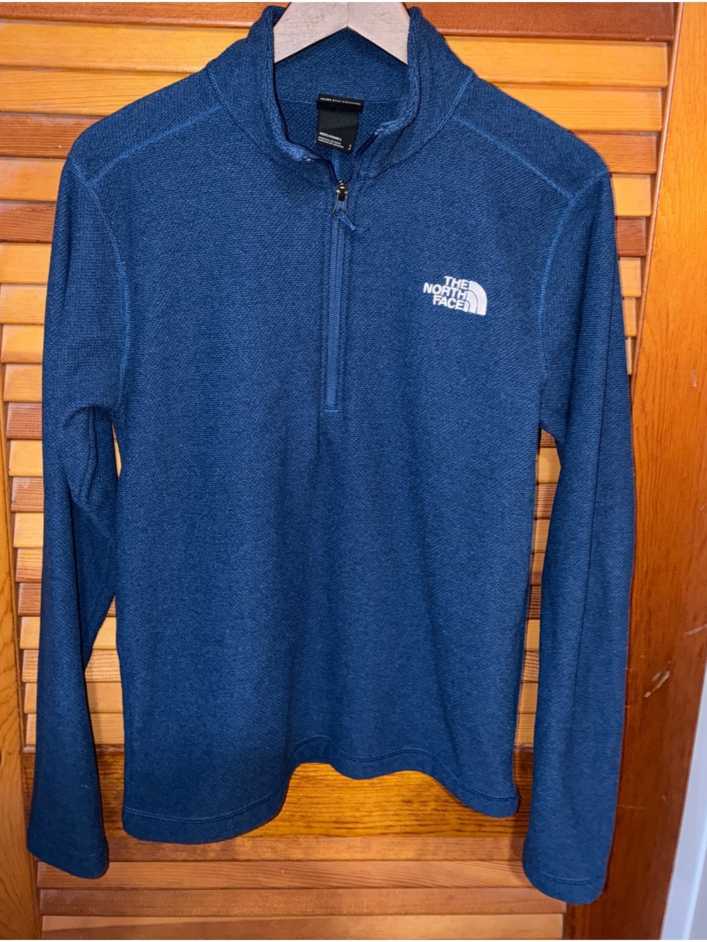 North Face Men's Textured Cap Rock Quarter Zip Pullover, blue - size small